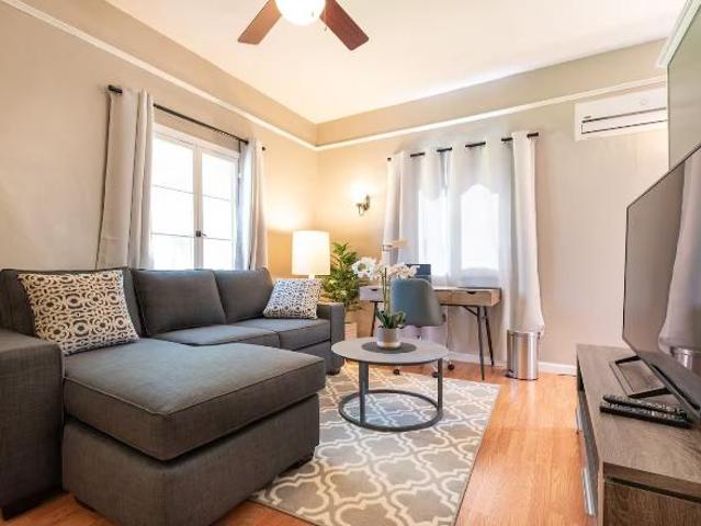 Condo for rent in Pasadena, California