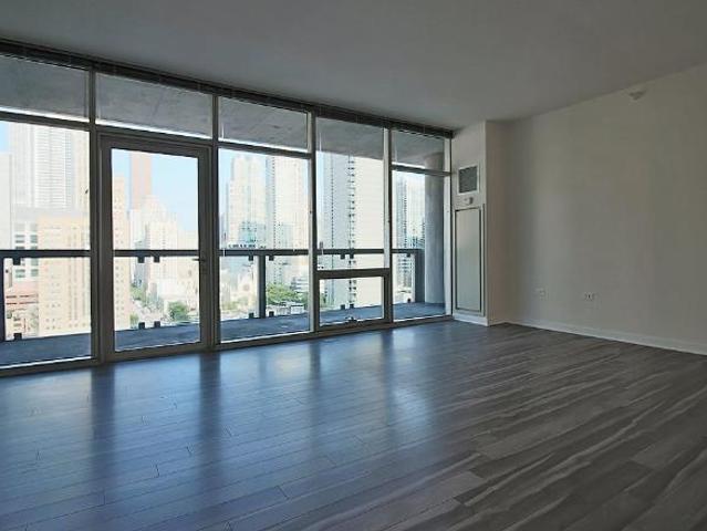 Condo for rent in Chicago Park, Illinois