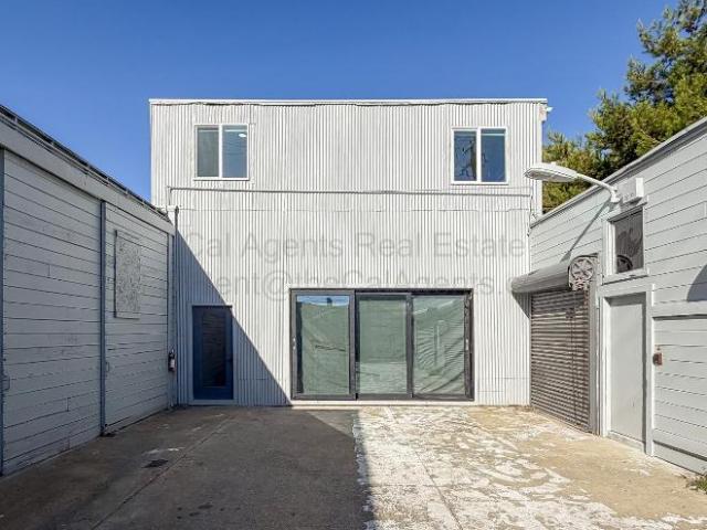 Property for rent in Oakland, California