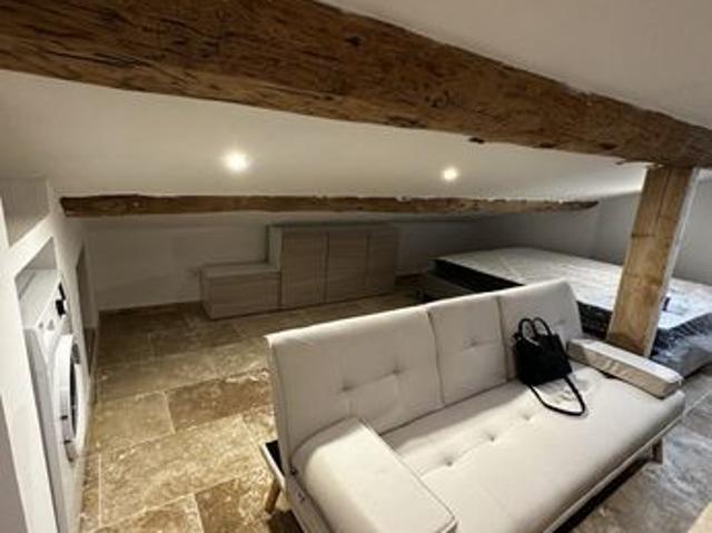 Appartement vente à Aix-en-Provence, Lambesc