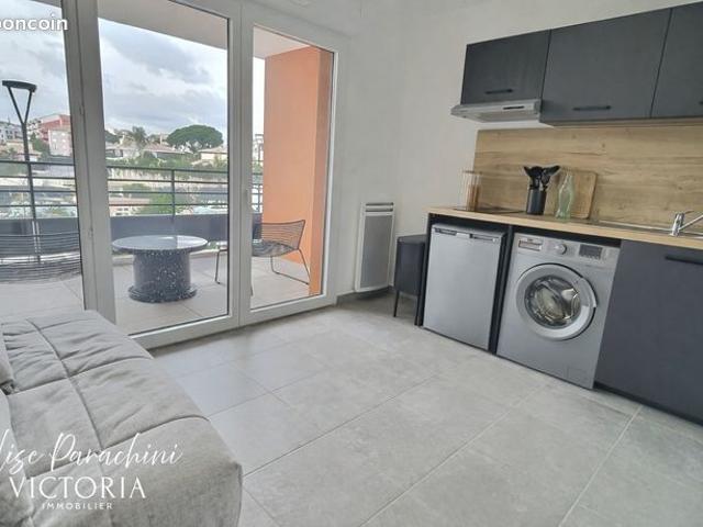 Appartement vente à Arrondissement de Toulon, Hyères