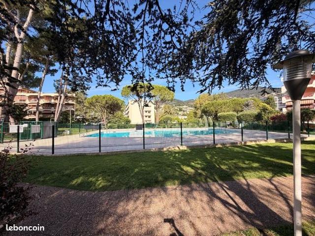 Appartement vente à Mandelieu-la-Napoule, Alpes-Maritimes