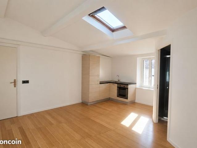 Appartement vente à Nice, Castellar