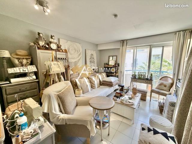Appartement vente à Arrondissement de Toulon, Hyères