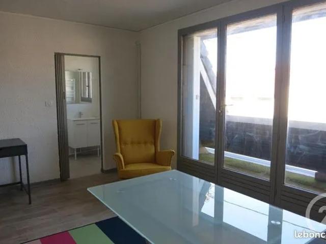 Studio location à Désertines, Allier
