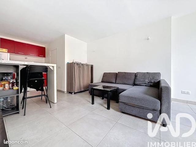 Appartement vente à Palaiseau, La Ville-du-bois