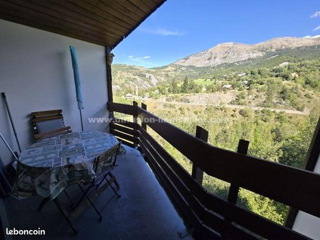Appartement vente à Enchastrayes, Alpes-de-Haute-Provence