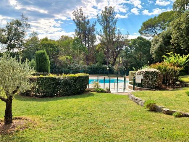Appartement vente à Arrondissement de Draguignan, Saint-raphaël