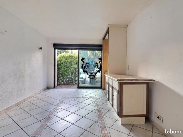 Appartement vente à Arrondissement de Draguignan, Fréjus
