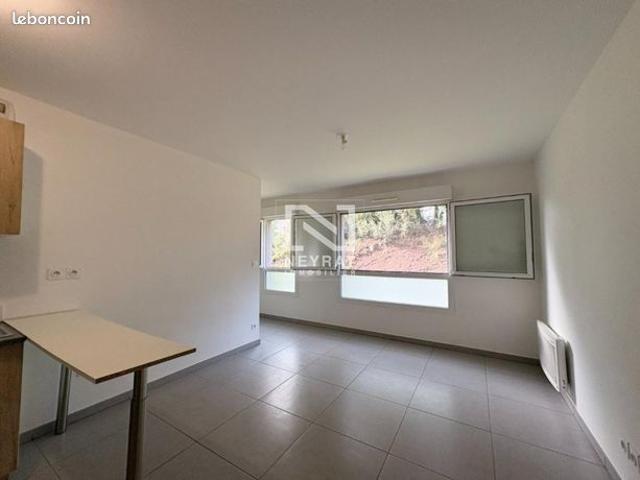 Appartement vente à Arrondissement de Draguignan, Fréjus