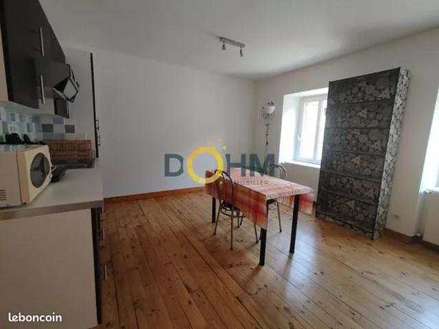 Studio location à Jullianges, Haute-Loire