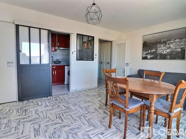 Appartement vente à Arrondissement de Toulon, Hyères