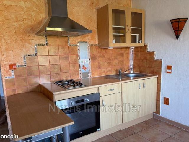Appartement vente à Nyons, Aubres