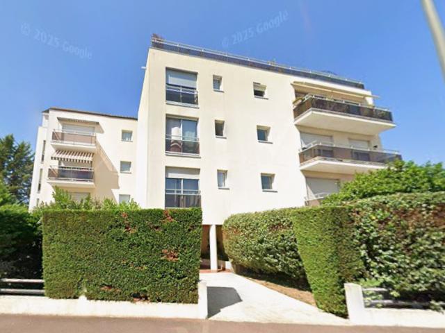 Studio location à Saint-Germain-en-Laye, Maisons-laffitte