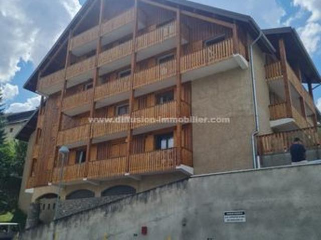 Appartement vente à Enchastrayes, Alpes-de-Haute-Provence