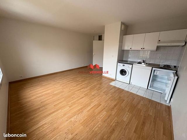 Appartement vente à Rambouillet, Voisins-le-bretonneux