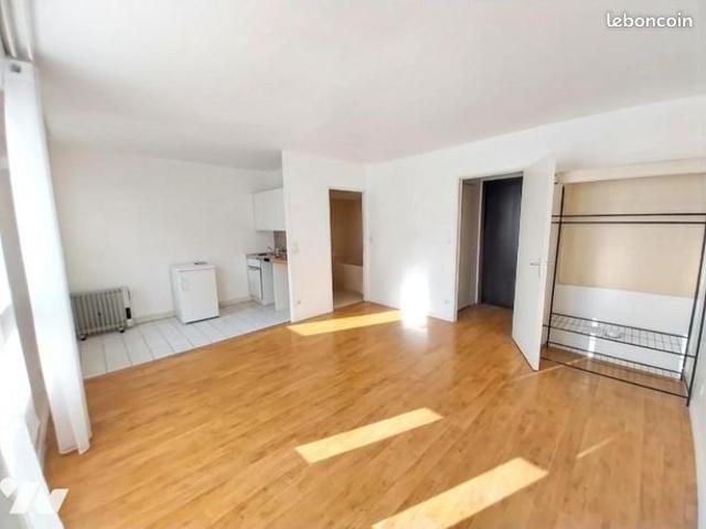 Appartement vente à Issy-les-Moulineaux, Hauts-de-Seine