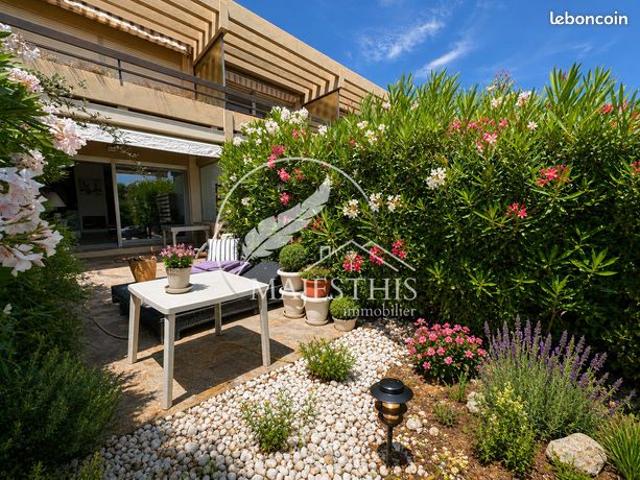 Appartement vente à Arrondissement de Toulon, Le Lavandou