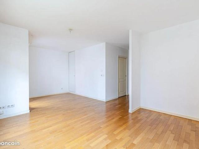 Appartement vente à Nanterre, Courbevoie