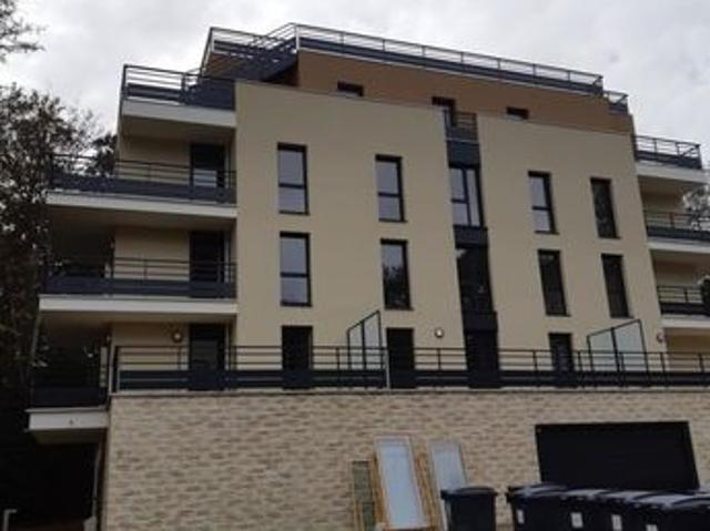 Appartement vente à Saint-Germain-en-Laye, L'etang-la-ville