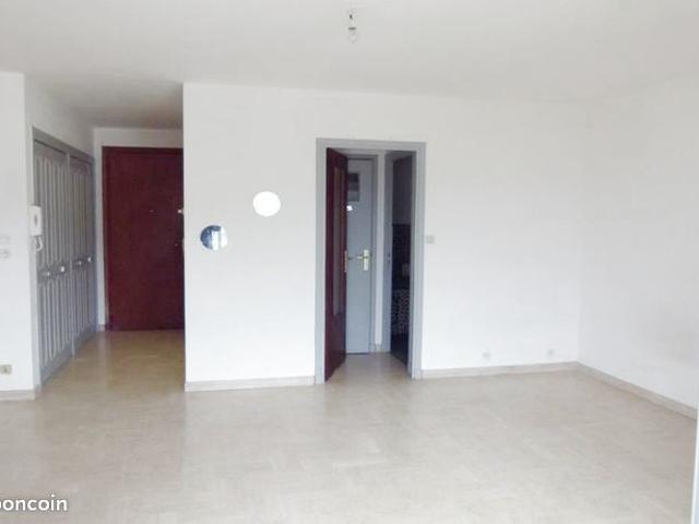 Appartement vente à Arrondissement de Toulon, Hyères