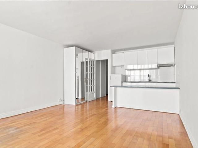 Appartement vente à Paris, Île-de-France