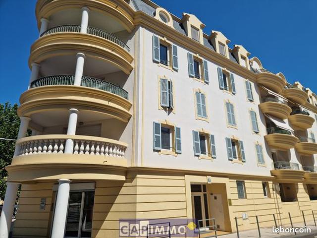 Appartement vente à Arrondissement de Toulon, Hyères