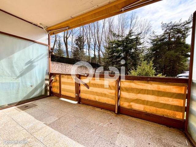 Appartement vente à Grasse, Séranon