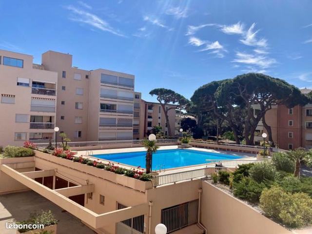 Appartement vente à Arrondissement de Toulon, Hyères