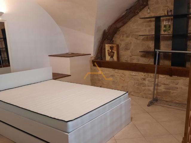Studio location à Nyons, Pont-de-barret