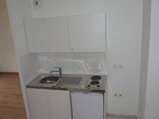 Studio location à Centre-Ville, Pontoise
