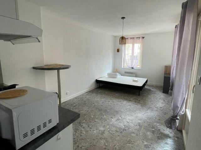 Studio location à Rodez, Le Monastère