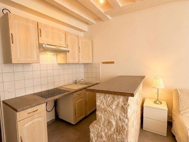 Studio location à Le Bourg, Amilly