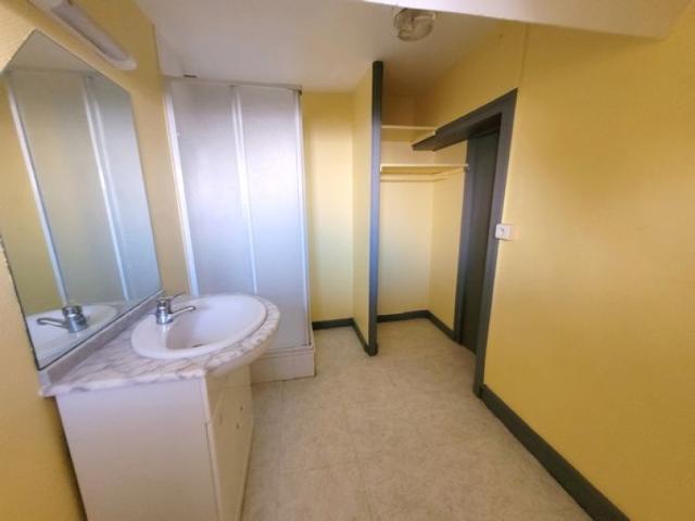 Studio location à Clermont-Ferrand, Clermont-ferrand