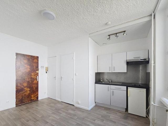 Studio location à Clermont-Ferrand, Clermont-ferrand