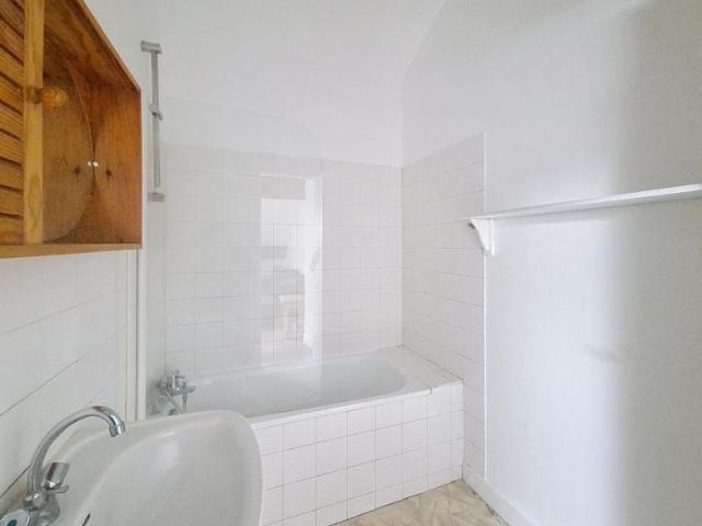 Studio location à Clermont-Ferrand, Clermont-ferrand