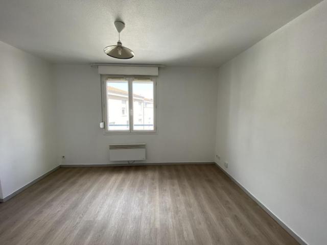 Studio location à Clermont-Ferrand, Clermont-ferrand