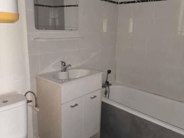 Studio location à Clermont-Ferrand, Clermont-ferrand