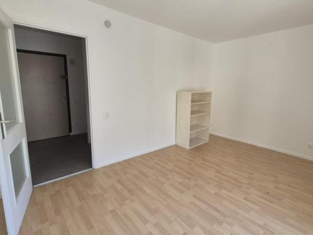 Studio location à Clermont-Ferrand, Clermont-ferrand