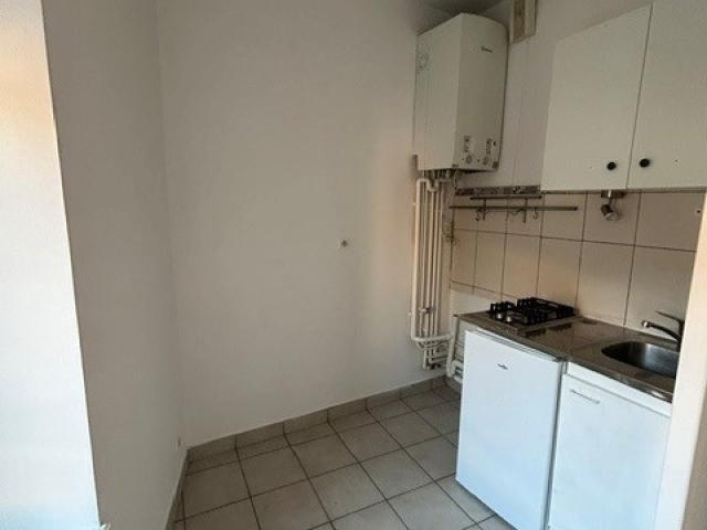 Studio location à Montbrison, Sury-le-comtal