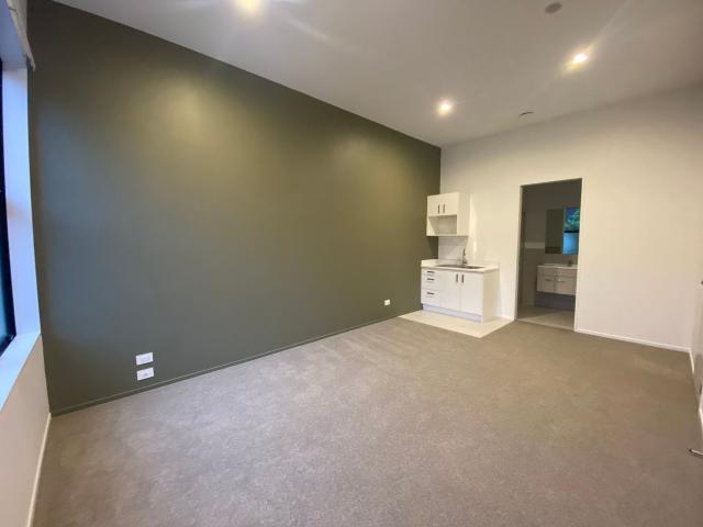 Apartment for rent in Hobsonville Point, Upper Harbour