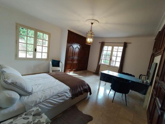 Studio location à La Tuilière, Vitrolles