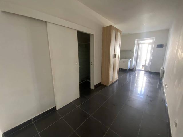 Studio location à Nîmes