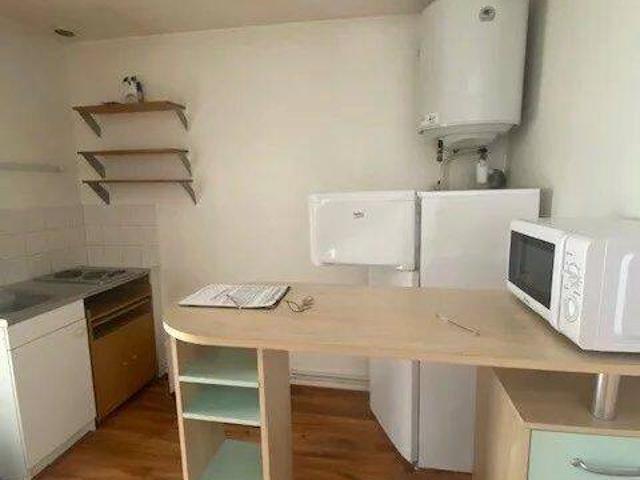 Studio location à Bois du Verne, Montceau-les-Mines