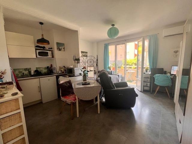 Studio vente à Arrondissement de Draguignan, Saint-raphaël