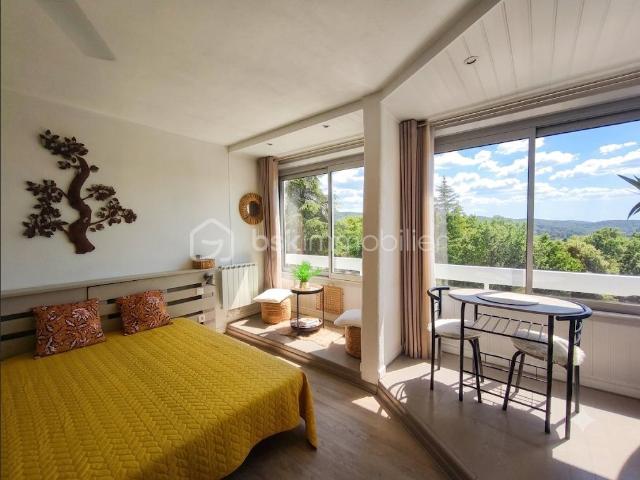 Appartement vente à Gréoux-les-Bains, Alpes-de-Haute-Provence