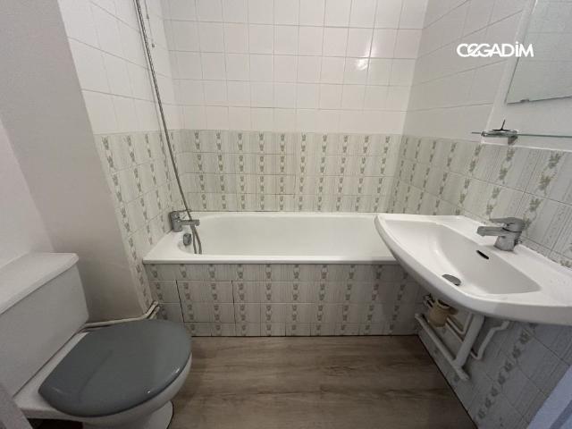 Studio location à Clermont-Ferrand, Clermont-ferrand