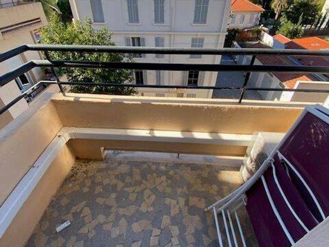 Studio location à Hautes Vallergues, Cannes
