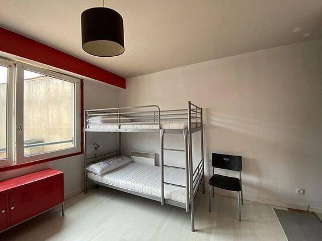 Studio location à Bordeaux, Port de la Lune, Bordeaux