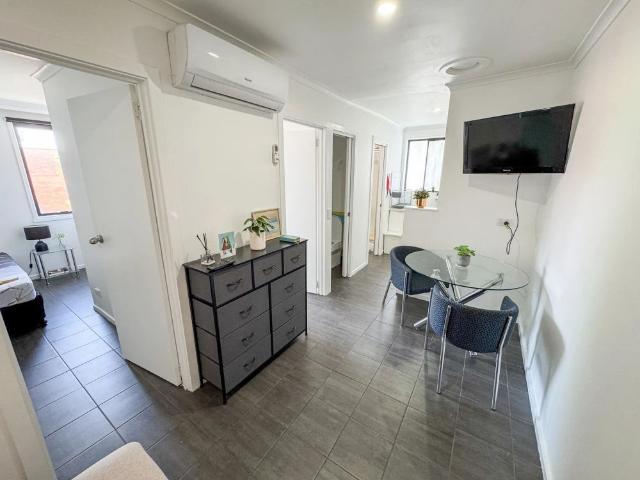 Granny Flat for rent in St Kilda East, Melbourne